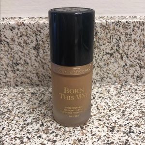 Too Faced Born This Way